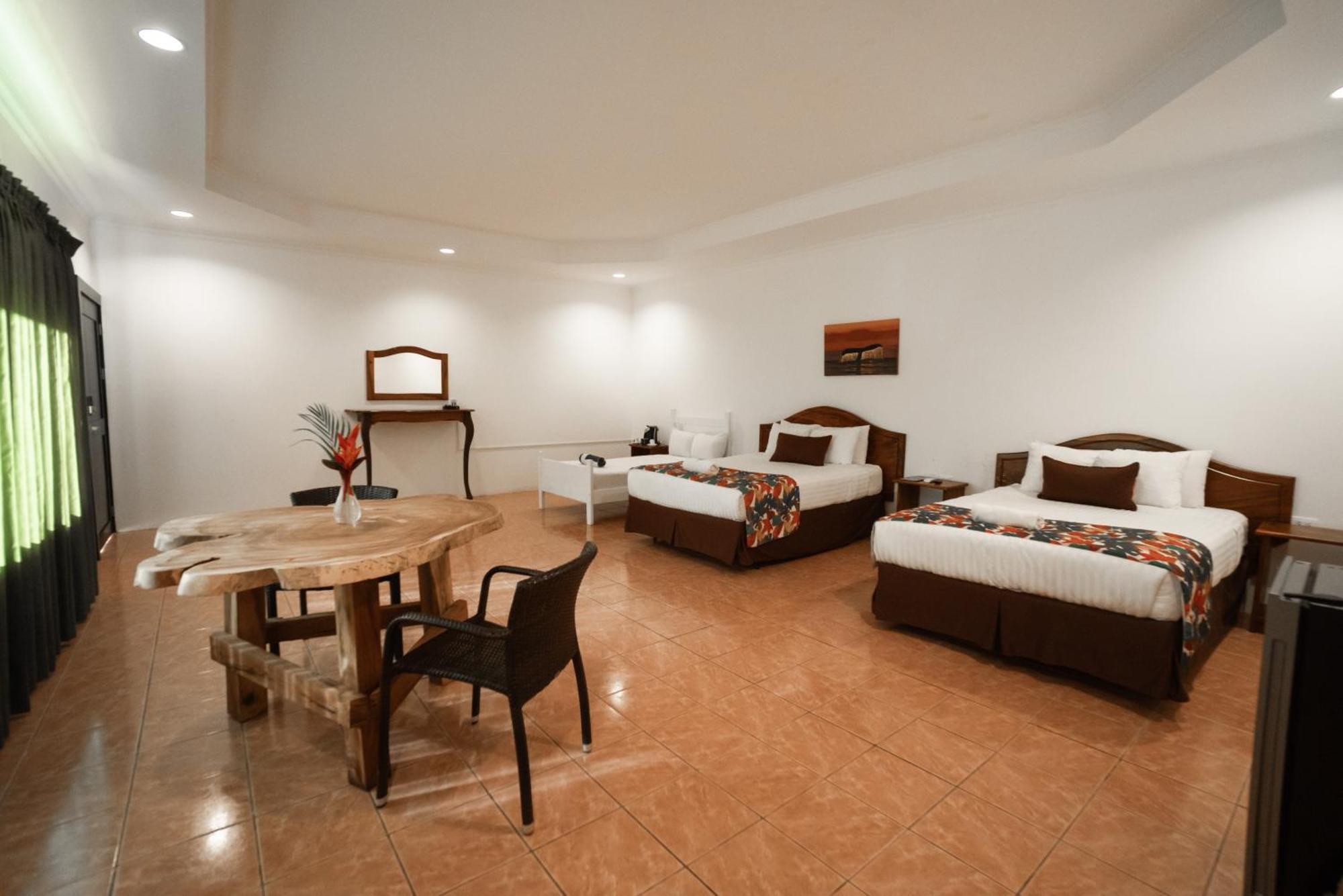 Hotel Costa Pacifica เอสเตรีโญส ภายนอก รูปภาพ